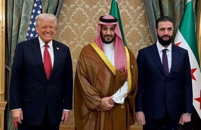 ދަތިކުރުމުގެ ފިޔަވަޅުތައް އުވާލުމަށް ފަހު ސީރިއާގެ ކިބައިން ޓްރަމްޕު އެދުނީ އިޒްރޭލާ ގުޅުން ގާއިމްކުރަން