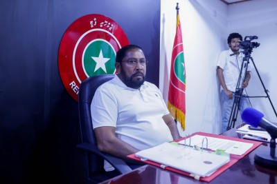 ޖޭޕީން ނިންމީ އެއްވެސް ކެންޑިޑޭޓެއްގެ ފަހަތަށް ނާރަން