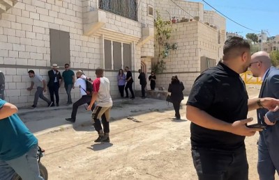 ޔޫރަޕްގެ ޑިޕްލޮމެޓުންގެ ޓީމަކާ ދިމާލަށް އިޒްރޭލުން ބަޑިޖަހައިފި