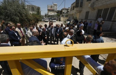 ޔޫރަޕްގެ ޑިޕްލޮމެޓުންގެ ޓީމަކާ ދިމާލަށް އިޒްރޭލުން ބަޑިޖަހައިފި