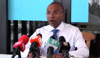 ޕީޕީއެމާއެކު ކުރިއަށް ނުދެވި އޮތީ އެ ޕާޓީން ސޮއިކުރަން ބޭނުންނުވާތީ: ޑިމޮކްރެޓްސް