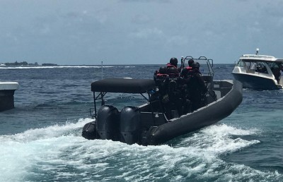 ފީނަން އޮއްވައި ގައިމަތިން ދިޔަ ލޯންޗުން ޖެހި ބުރިވި އަތް ނުފެނުނު: ޕޮލިސް