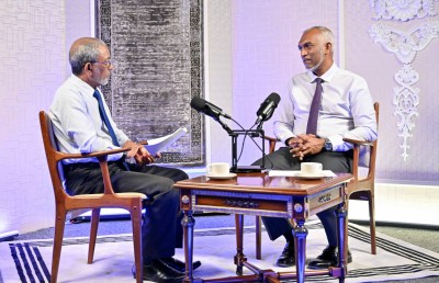 ރައީސްގެ މަގާމު ހިމެނޭ ގޮތަށް އިސްމަގާމުތަކުގައި ތިބޭ މީހުން ދުރުކުރުމުގެ ބާރު ރައްޔިތުންނަށް ލިބޭ ގޮތަށް ހަދަނީ