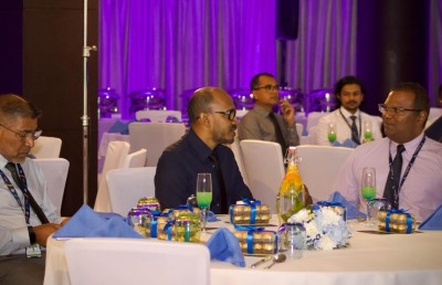 އެލައިޑަށް 40 އަހަރު ފުރުން ފާހަގަކުރީ ކަސްޓަމަރުންނާ އެކު