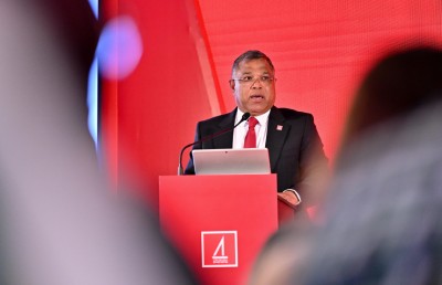 ޓޫރިޒަމަށް ބީއެމްއެލް އިން މިހާރު ދޫކޮށްފައިވާ ލޯނުގެ އަދަދު 8 ބިލިއަން ރުފިޔާއަށް އަރާ: ޝަރީފު