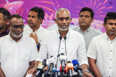 މުއިއްޒު އެދިވަޑައިގަތީ ގައުމު އިސްކޮށް ރައްޔިތުން އެއްބައިވުމަށް