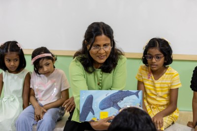 އާބަންކޯއަށް ދަރިން ގޮވައިގެން ގޮސް މަސައްކަތް ކުރެވޭ ގޮތް ހަދައިފި