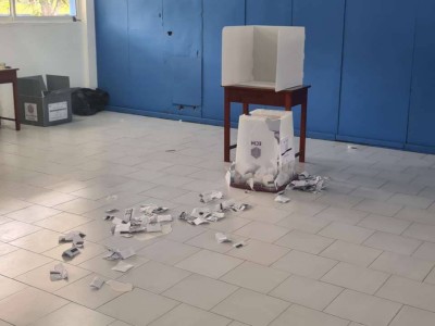 ވޯޓު ފޮށި ފަޅާލި މީހާގެ ބަންދަށް 60 ދުވަސް ޖަހައިފި