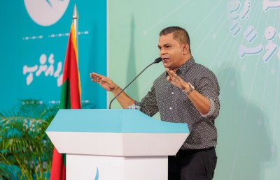 މި ސަރުކާރު އައުމާ އެކު އޮންނަނީ ކޮރަޕްޝަން ތަޅުލާފައި: ޝާޑު