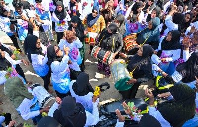 "ބޮޑު އީދު" ކެލަ އާއި ގުރައިދު އާއި ގަމަށް: ގެސްޓް ހައުސްތައް ފުރިއްޖެ