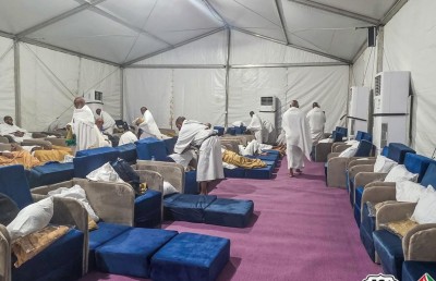 ދިވެހި ހުރިހާ ހައްޖުވެރިން އަރަފާތު ބިމުގައި، އެންމެންގެ ހާލު ރަނގަޅު