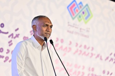 އަޅުގަނޑުގެ ސަރުކާރު ވާނީ މި ގައުމުގެ އިސްތިގުލާލާއި ފަޚުރުވެރިކަން ނަގަހައްޓައިދޭ ސަރުކާރަކަށް : މުއިއްޒު