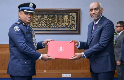 ނަޒާހާތްތެރިކަމާ އެކު ފުލުހުންގެ ހިދުމަތް ކުރިއަރުވަން މަސައްކަތް ކުރާނަން: ސީޕީ ނަވީން