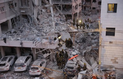 އެމެރިކާގެ ހަމަލާތަކަށް ފަހު ވެސް އީރާނުން އިޒްރޭލަށް ވަރުގަދަ ރައްދު ހަމަލާތަކެއް