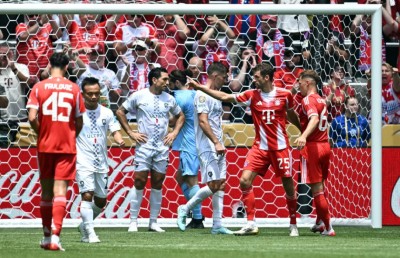 ބެޔާނަށް ލަނޑުގެ އީދެއް، ޕީއެސްޖީ އަށް ފުރިހަމަ މޮޅެއް