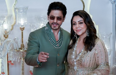 ގޯރީގެ ރެސްޓޯރެންޓުގައި ޝާހުގެ ދަރިންނަށް "ސިއްރު ދޮރެއް"