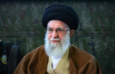 ސައްދާމް ހުސައިނާ މެދު ކަންތައްވީ ގޮތަށް ހާމަނާއީ އަށް "ވެދާނެ" ކަމުގެ އިންޒާރު އިޒްރޭލުން ދީފި