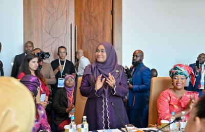 ހިލޭސާބަހަށް މަސައްކަތްކުރާ ޖަމިއްޔާއެއް ފަސްޓްލޭޑީ ސާޖިދާ އުފައްދަވައިފި