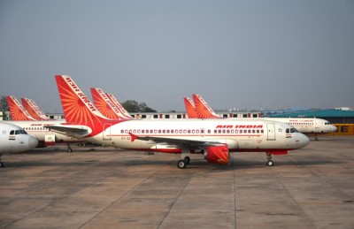 އެއާ އިންޑިއާގެ ބޯޓަކަށް މައްސަލައެއް ކުރިމަތިވެ ހޮންކޮންގްގެ އެއާޕޯޓަށް ޖައްސައިފި