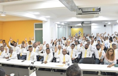 ނަޝީދާއި ޑިމޮކްރެޓްސްގެ މެމްބަރުން އެމްޑީޕީއާ ގުޅުމަށް އެ ޕާޓީން މަރުހަބާ ކިޔައިފި