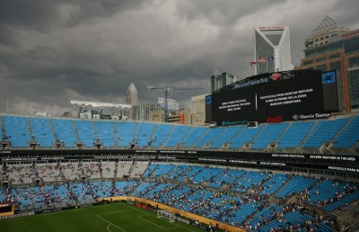 ތޫފާނުގައި ޖެހުނު މެޗުން މޮޅުވެ ޗެލްސީ ކުއާޓާ އަށް