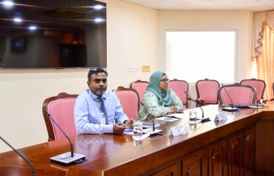 ސޯޝަލް މީޑިއާގައި ބަރަހަނާވުމާއި ބޭއަދަބީ އަމަލުތައް ހުއްޓުވަން މަޖިލީހަށް ޝަކުވާ!