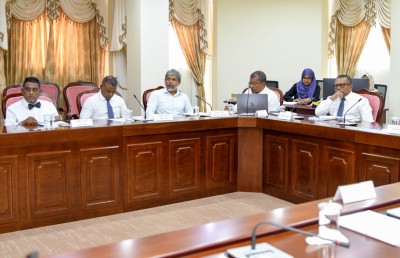 ފާމަސީތަކުން އާސަންދައިން ބޭސް ދޫނުކޮށް، ވިއްކާ ނަމަ ހަރުކަށި ފިޔަވަޅު އަޅަނީ