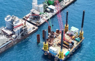 ތިލަމާލެ ބްރިޖްގެ ޕައިލްތައް ޖަހައި ނިންމައިފި، މަޝްރޫއުގެ 60 ޕަސެންޓަށްވުރެ ބޮޑު ބައި ނިމިއްޖެ