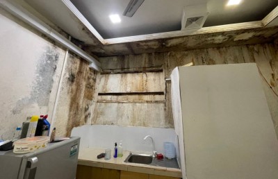 ހާލަތު ގޯސްވެފައިވާ އައިކޮމް އޮފީސް ހިންގާނެ އިމާރާތެއް ހޯދަނީ