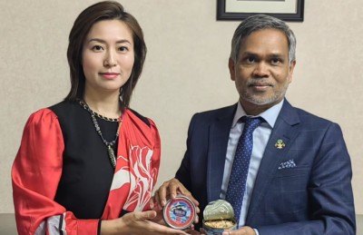 ރާއްޖޭން ބާނާ މަސް ޗައިނާގެ ކުންފުންޏަކުން ދަޅުގައި ބަންދުކުރަނީ