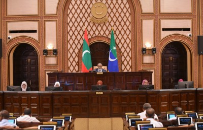 ރައްޔިތުންގެ ހިޔާލު ހޯދުމުގެ ވޯޓު ނެގުމާ ގުޅޭ ބިލް މަޖިލިހަށް