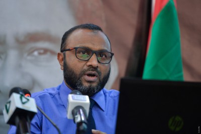 އިމާމުންނަށް ޕީއެޗްޑީ ހާސިލްކުރުމުގެ ފުރުސަތު ވަރަށް އަވަހަށް ފަހިކޮށްދޭނަން: ޑރ. ޝަހީމް