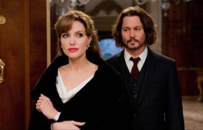 ޖޯނީ ޑެޕާއި އެންޖެލީނާ ޖޯލީގެ ސިއްރު ގުޅުމެއް އޮވޭ: ރިޕޯޓް