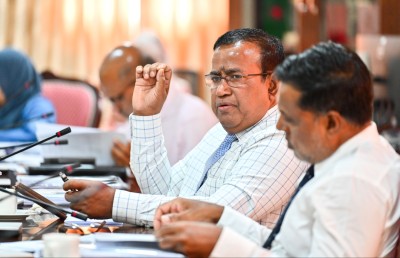 މާލިއްޔަތު ކޮމިޓީން އޭސީސީއާ އެކު ބޭއްވި ބައްދަލުވުން ސިއްރު