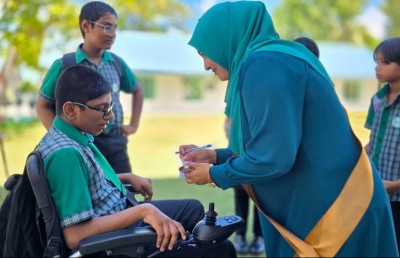 ޒީނިޔާ: މާރާމާރީ އާއި ތަޅާފޮޅުމުގެ ސްކޫލެއް ބަދަލުކޮށްލި ޕްރިންސިޕަލެއް