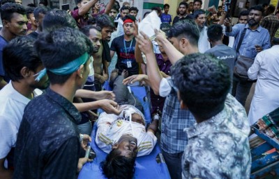 މުޒާހަރާކުރާ މީހުން "ފެނުނު ތާކުން ހަމަލާދޭން" ހަސީނާ އަމުރުކުރައްވާ އޯޑިއޯއެއް