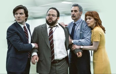 އެމީ ނޮމިނޭޝަންތަކުގެ ކުރީގައި "ސިވިއަރެންސް" އާއި "ދަ ޕެންގުއިން"