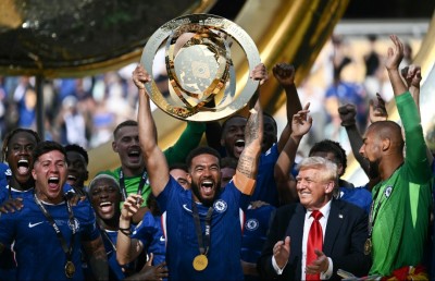 ޓްރަމްޕް ދުރަށްވަޑައިނުގެންނެވި، ބޭނުންވީ އުފާފާޅުކުރައްވަން