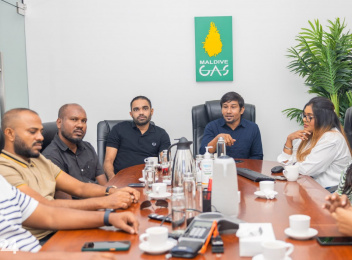 މޯލްޑިވް ގޭސްގެ އެމްޑީ އަކަށް މަދަނީ އަބްދުﷲ