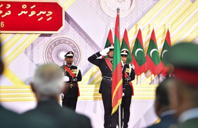 މިނިވަންދުވަހުގެ ރަސްމީ ޖަލްސާއަށް ކުރީގެ ރައީސުންނާއި ނައިބު ރައީސުންނަށް ދައުވަތު