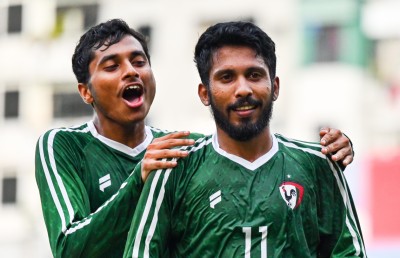 ގޯލްޑް ކަޕްގެ ތ. އަތޮޅުގެ ކޮލިފައިން ބާއްވަން ތިމަރަފުއްޓަށް