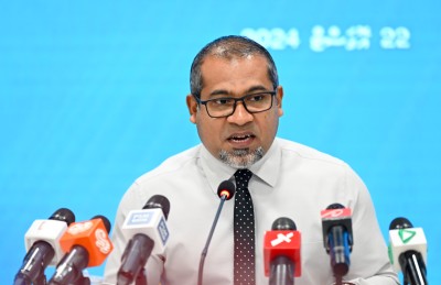 ޗާގޯސް ހޯދަން ނޫޅޭ ކަމަށް ސަފީރު ވިދާޅުވިއޭ ބުނަނީ އޮޅުވާލަން: ހަލީލް