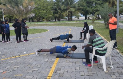 ނޭޝަނަލް ސާވިސްގެ ފުރަތަމަ ބުރުން 350 މީހުންނަށް ޖާގަ