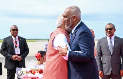 އިންޑިއާގެ ބޮޑުވަޒީރު މޯދީ ރާއްޖެ ވަޑައިގެންފި