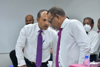 ލީޑާޝިޕުން އުޅުނީ ޕީޕީއެމް ހުލިކޮށްލާފައި ޔާމީން 'އެހެލަން': ޖަމީލް