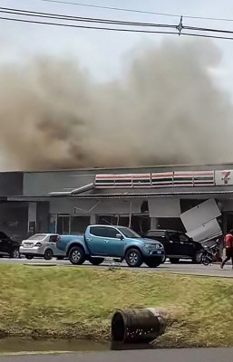 ތައިލެންޑާއި ކެމްބޯޑިއާއިން ޖެޓާއި ރޮކެޓުން ހަމަލާދީ 11 މީހަކު މަރާލައިފި