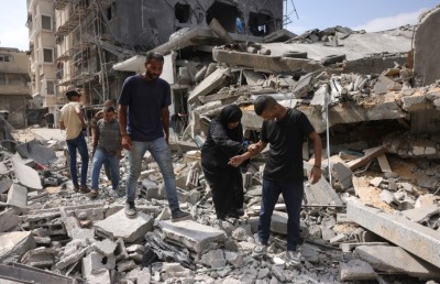 ޑަބްލިޔުއެޗްއޯގެ މުވައްޒަފުން ތިބޭ އިމާރާތަކާއި ގުދަނަކަށް އިޒްރޭލުން ހަމަލާދީފި