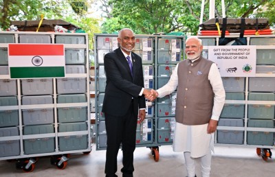 އިންޑިއާއިން ރާއްޖެއަށް ޕޯޓަބަލް ދެ ހޮސްޕިޓަލް ހަދިޔާކޮށްފި