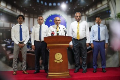 މުސާރަ ބޮޑުކުރީ އެންމެން ރުހިގެން، ދެކޮޅު ހަދަނީ މިހާރު: އެމްޑީޕީ