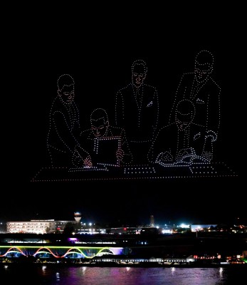 އާ ޓާމިނަލްގައި ކުރީގެ ސަރުކާރުތަކުގެ ދައުރު ފާހަގަކުރައްވައި، ޔާމީނާއި އިބޫ އަށް ރައީސްގެ ޝުކުރު